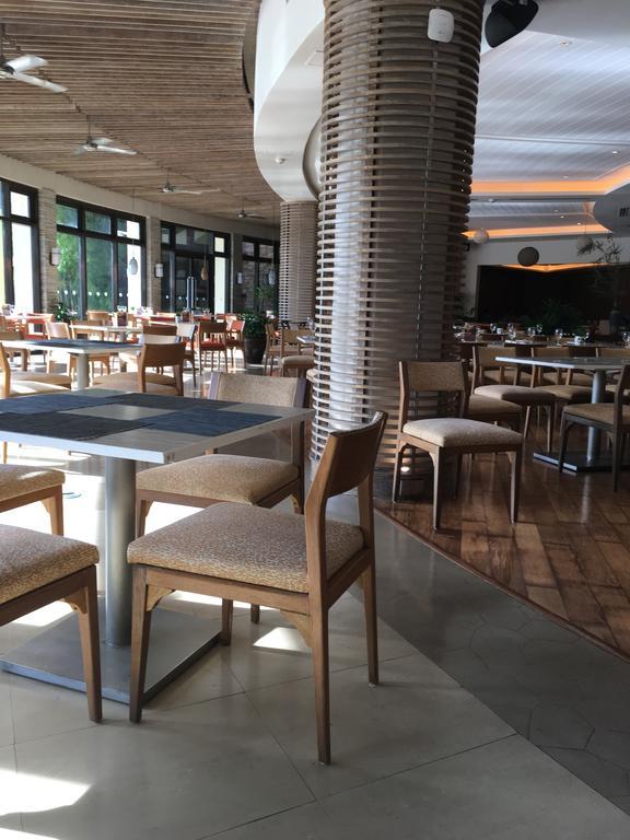 Myna Lagoon Pico De Loro Nasugbu Exterior photo